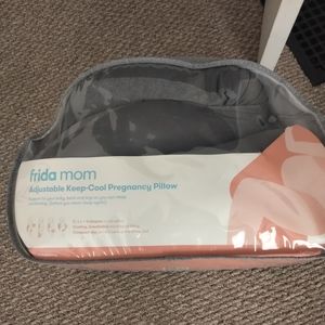 Frida pregnancy pillow